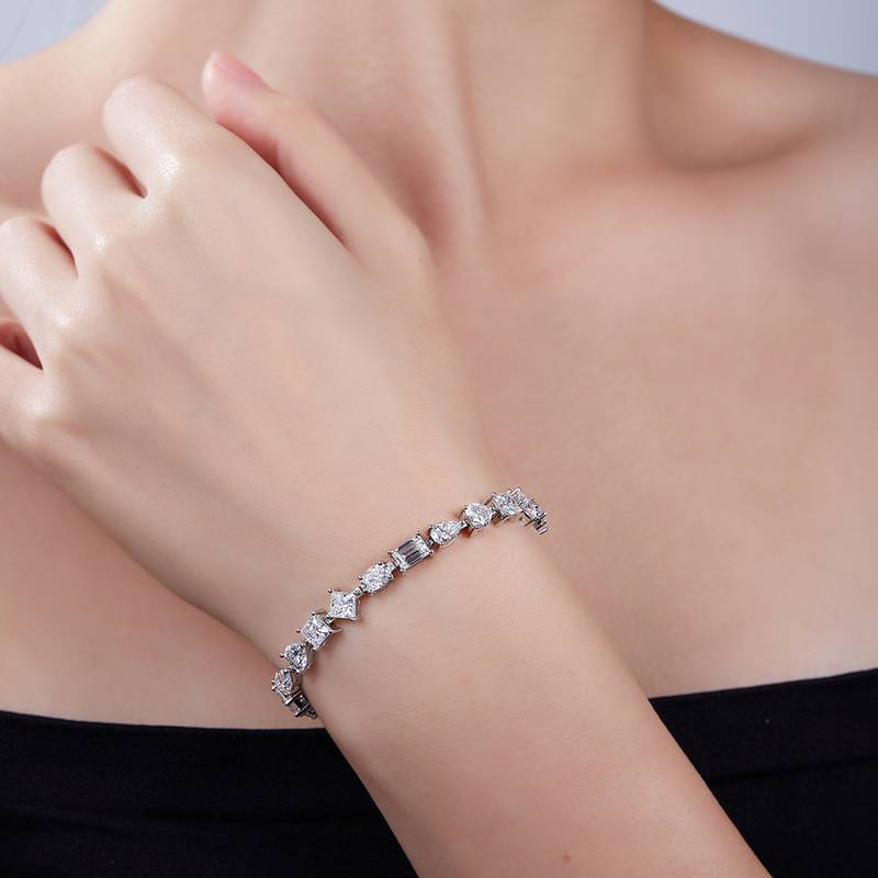 异形拼石Tennis ChainS925银镀白金BraceletMoissanite0.5ct/粒DVVS